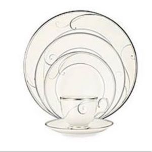 New Noritake Platinum Wave. 8 Settings Available.